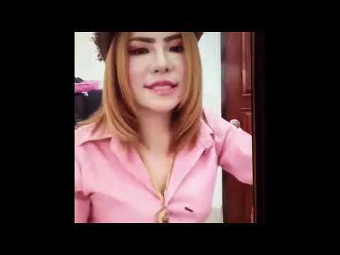 Kajsiab Vaj tsis Kam nrog Maly Kue dag Hmoob