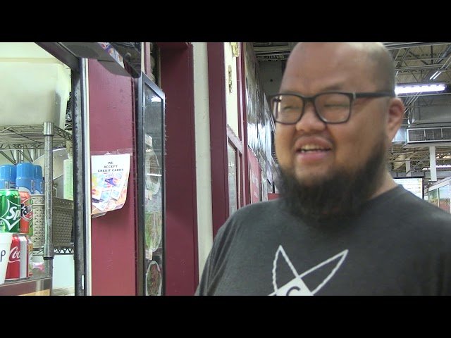 Appetites: Stuffed drumsticks at Mai’s Kitchen in Hmong Village