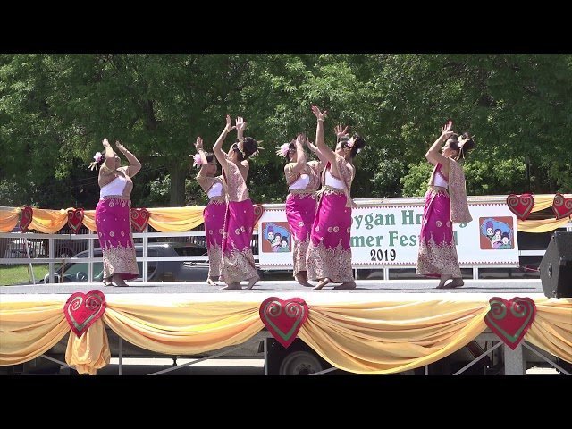 Ntxhais Ci Ntsa ( Rd2 ) Dance Competition @ Sheboygan Hmong Festival 7/14/2019