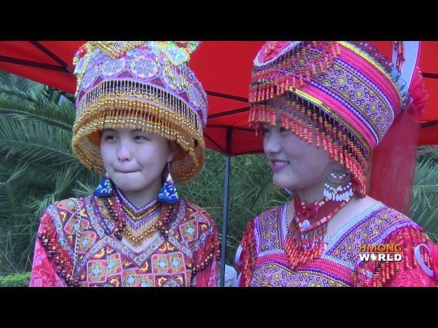 Hmong China New Year Celebration: Maguan, Yunnan, China. Hmoob Hauv Toj Nyob Mas Kuab, Tsoob Kuj