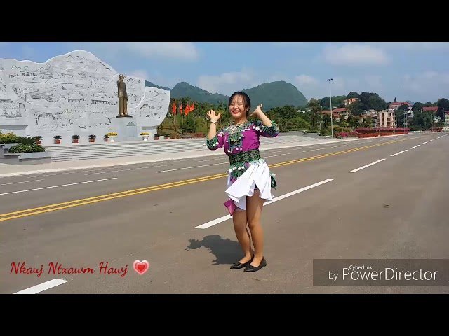 Nkauj Ntxawm Hawj Nkauj Hmoob Sơn La Dance Tau zoo zoo Tại Sơn La 2019-2020