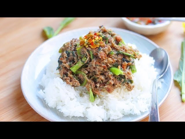 Slow Cooked Pork (Nqaj Npua Tsawg) Hmong Style
