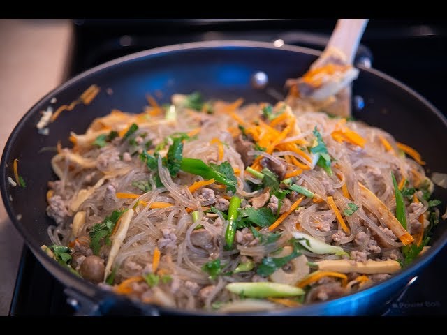 How to Make Hmong Peev Choj (Pork Stir Fry Noodles with Bamboo shoot)