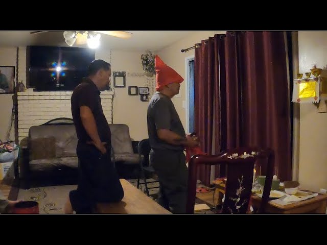 Hnub no ua neeb kho Kuv tus niam tsev nawb|hmong jingle bell