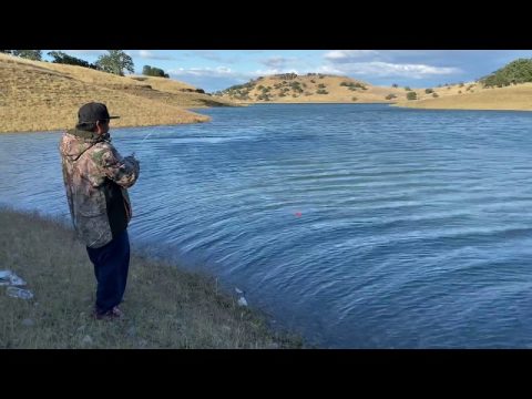 Hmong Sacramento fishing (indian lake,East park,black butte,ntses mus Quarantines tag lawm)
