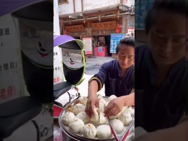 傻弟买包子 【Hmong GuiZhou WangFeiHong】 Silly brother buys buns