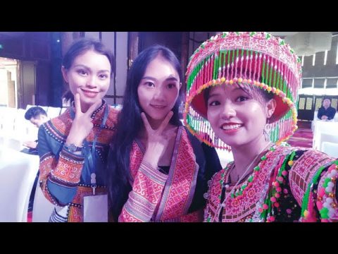 Hmoob Paj Tawg Saus Zam Zuag  /High Light Hmong Paj Tawg Fashion Show2020 /海音苗女郎文山苗族服装秀高光时刻