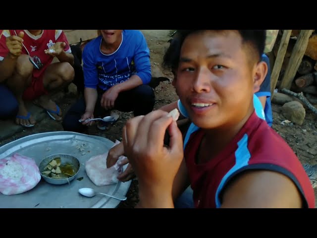 Hmong noj nab