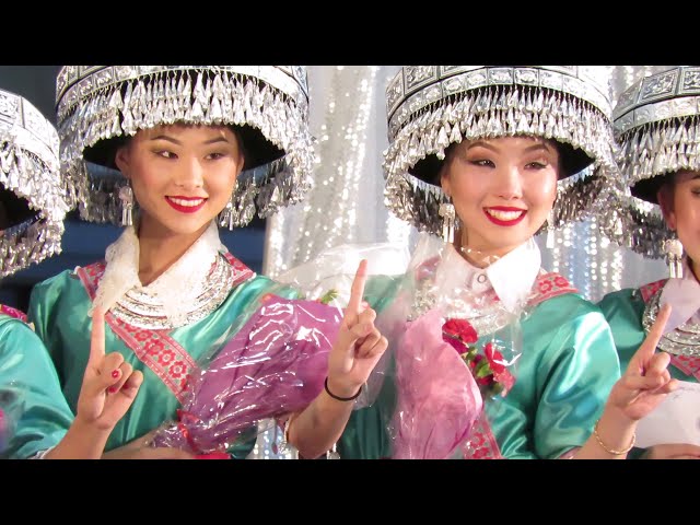 Hmong Dancers, Sacramento Hmong New Year 2016