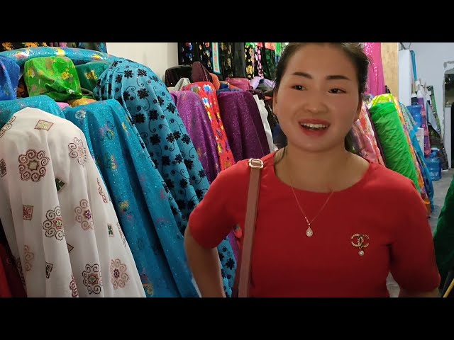 kuv tus niam tsev thiab tais zaub nkawv mus tab laj paj ntaub hmoob