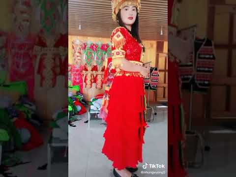 Shop khaub ncaws hmoob qab teb zoo nkauj pheej yig heev 0975992225