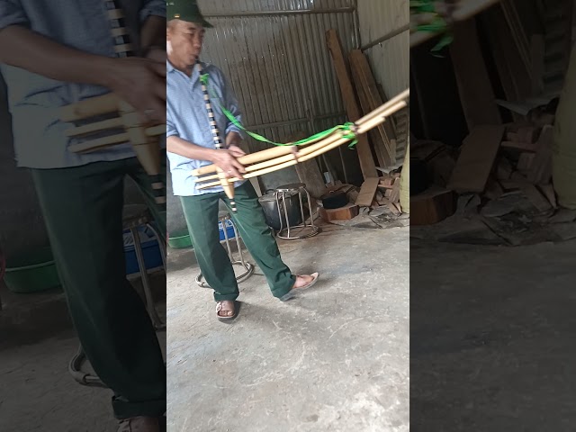 khèn hmong qeej hmoob dub yb