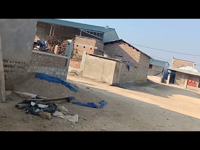 Kwv txhiaj nkauj nraug ( by Vaj pov hawj)