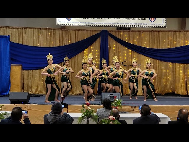 Merced Hmong New Year dance competition 2021-2022 round 2
