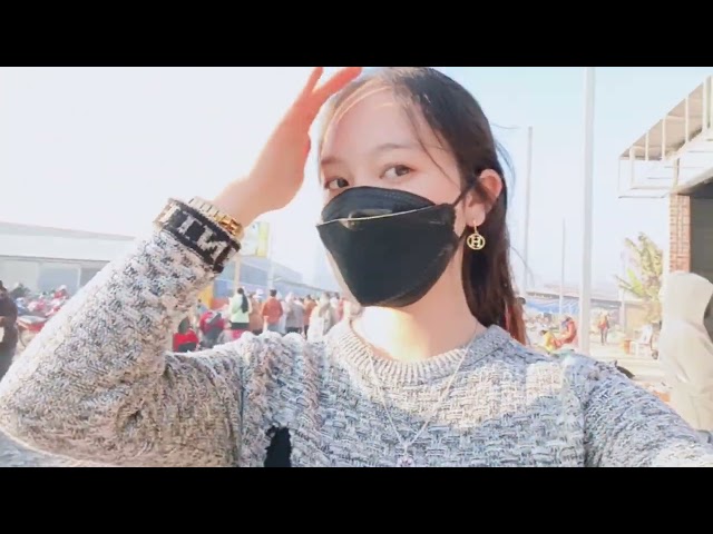 hunb no mus saib paj ntaub rau tus niam luas os 25/1/2022