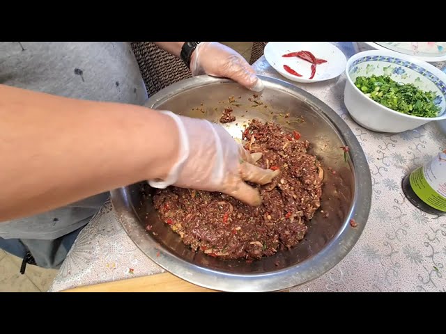 Hmong Australia Ua Laj mos lwj noj
