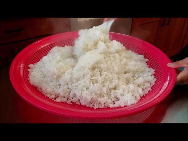 How to Steam White Rice (Hmong Food 2)