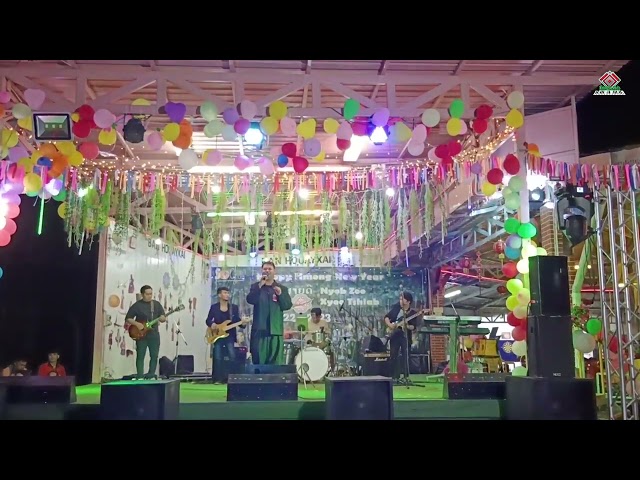 Txog lawm peb lub xyoo tshiab – Play Band:X-Hmong