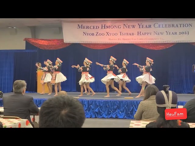 Ntxhais Koom Pheej Open Stage | Merced Hmong New Year 2022-2023