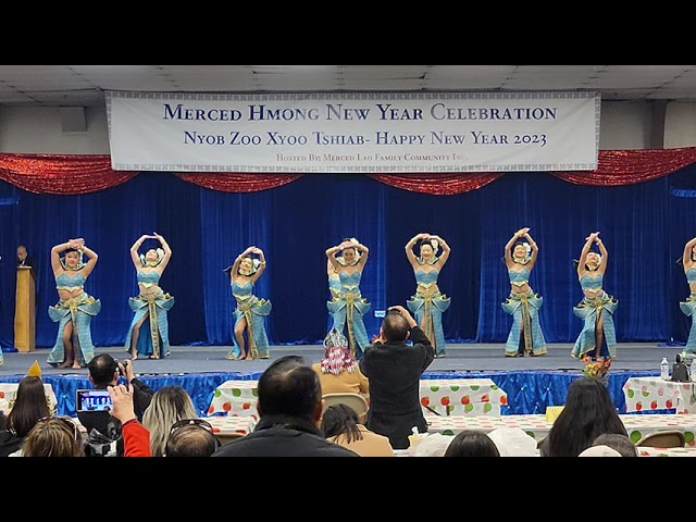 Merced Hmong New Year 2022-23, Dance Competition, Round 2 (Nkauj Hmoob Tshwj Xeeb)