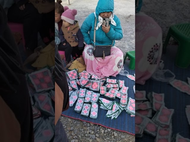 20/12/ sawv ntxov mus saib taj laj paj ntaub ໂພນສະຫວັນ ຊຽງຂວາງ