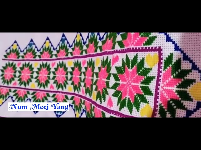 Paj Ntaub Tshiab” A¹⁵ (New Embroidery)