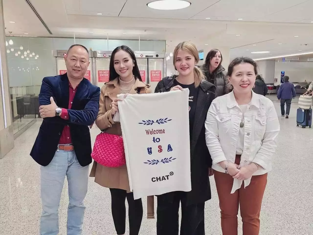 Fashion show from international Hmong Thai designers premieres in St. Paul