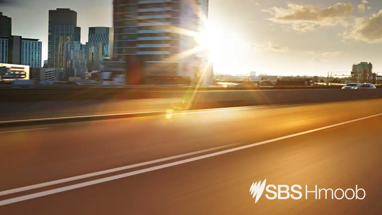 Npaj txwv tsis pub siv credit card twv txiaj yuam pov