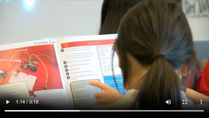 5th graders at Hmong American Peace Academy design coding challenge