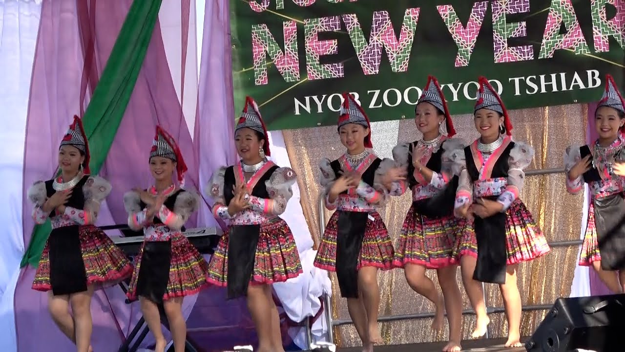 Paj Nruab Deg Dance – Stockton Hmong New Year 2023-2024