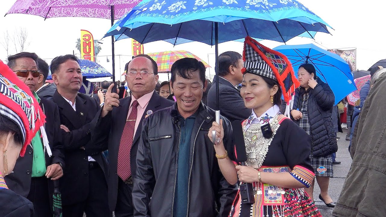 KWV TXHIAJ PLEES BY PAJ YAJ & NRAUG HMOOB QAB ZIB PEB CAUG FRESNO 2024