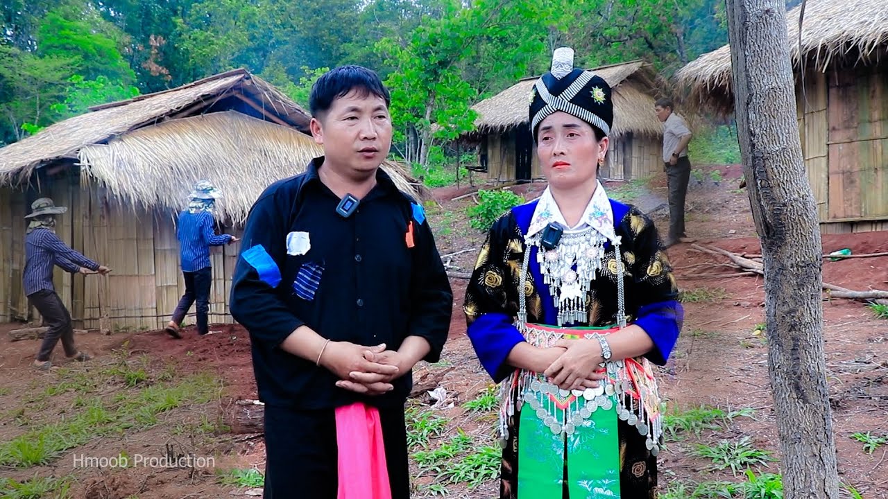 Ntsuag khaub hlab tsam koj tsis yuav hais kwv txhiaj by Pov Muas thiab nkauj sua Hawj