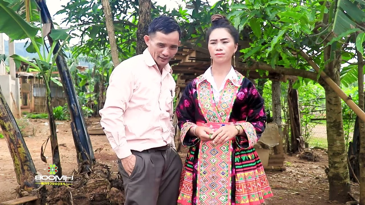 Kwv txhiaj nkauj nraug tsam tsis muaj tus nta tshoob kos by Lis Yaj thiab Nkauj swm Muas