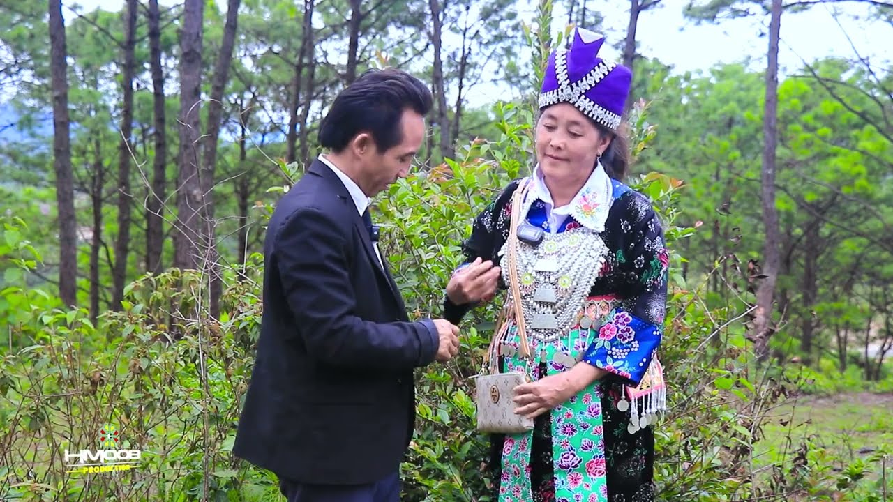 Kwv txhiaj qub nkauj nraug rov sib ntsib by Neej nus Xyooj thiab Maiv lis Yaj