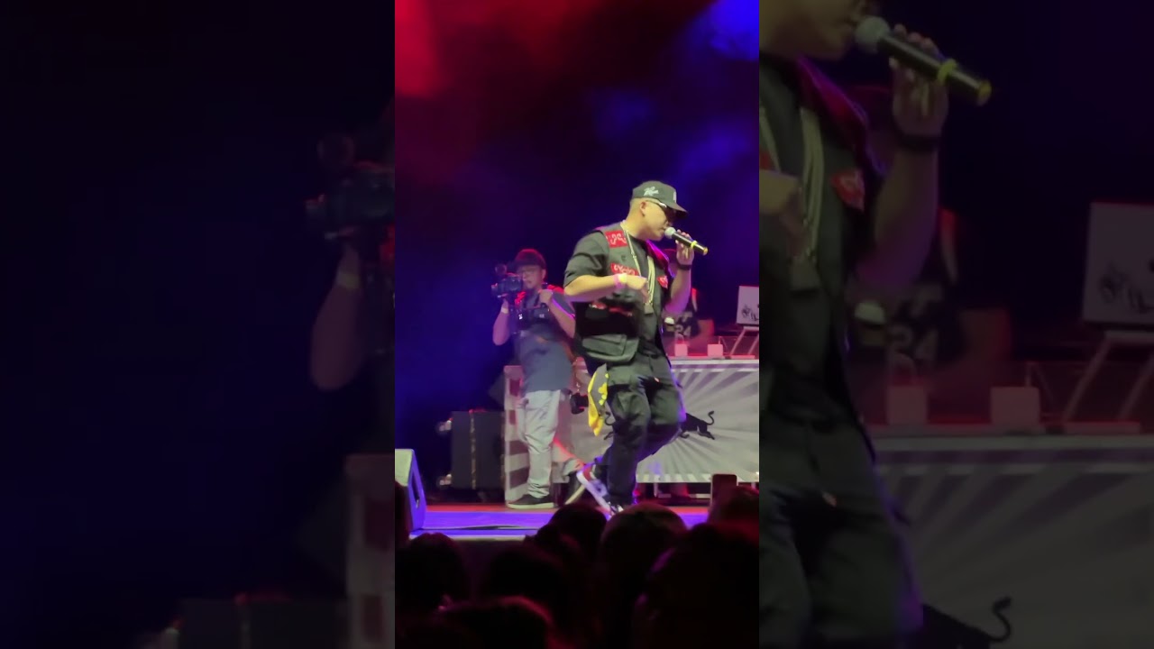 Qaug live in MN #hmong #hmongmusic #hmongsong