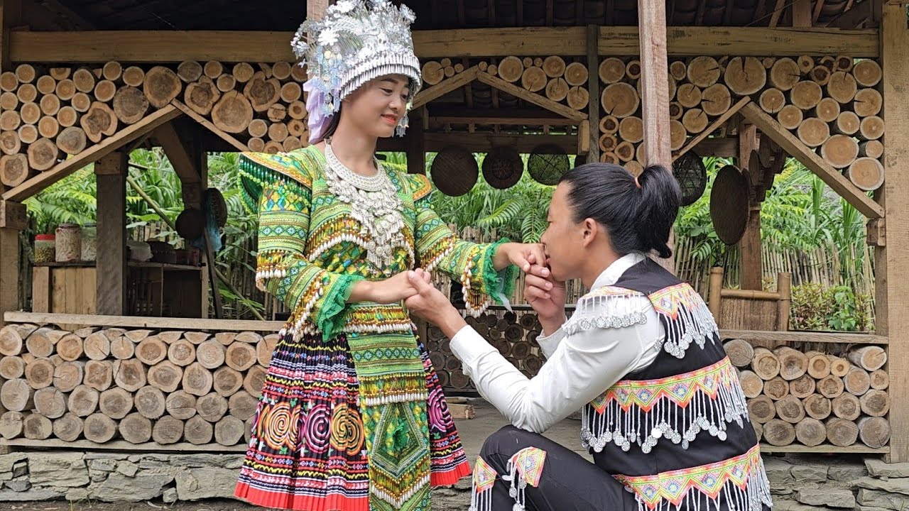 Kind man buys ethnic costume – beautiful as a bride for single mother, sweet love | anh hmong