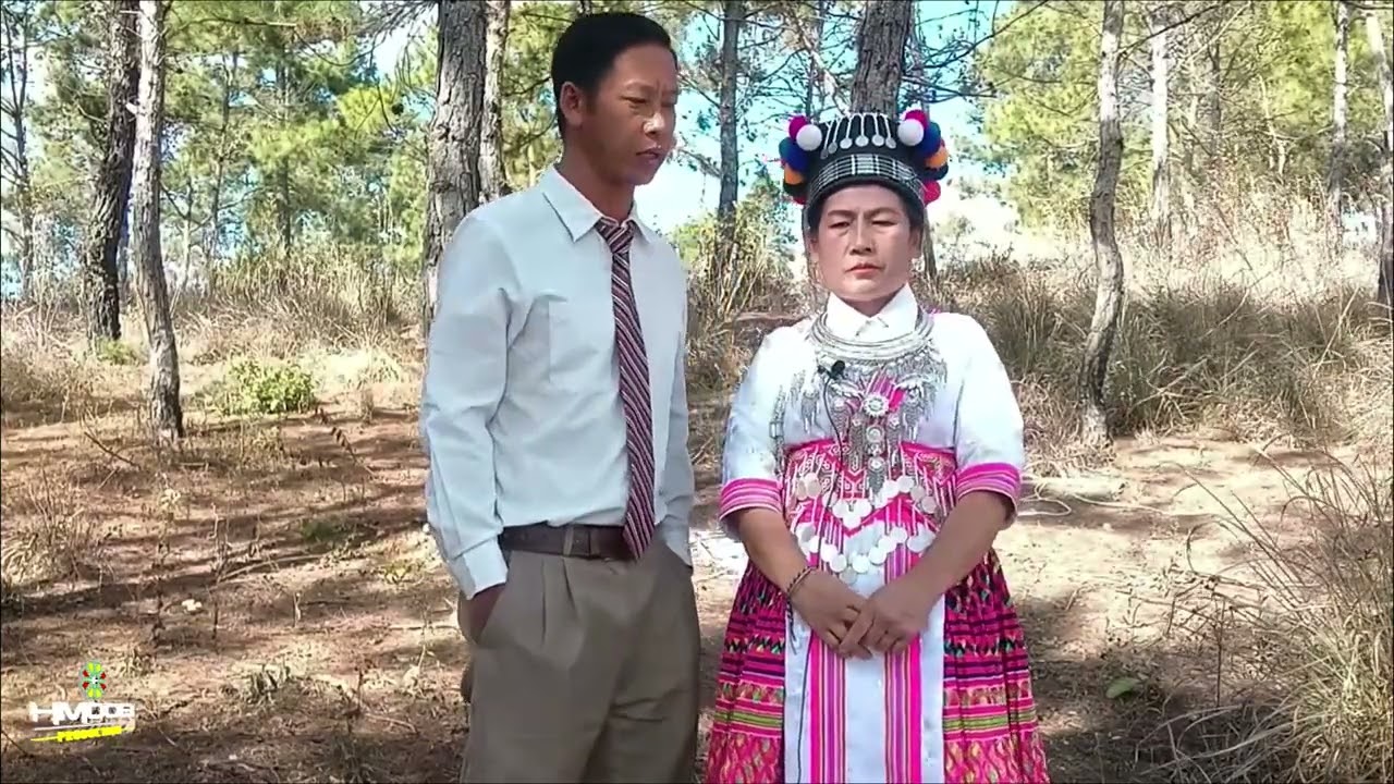 Kwv txhiaj nkauj hmoob ntsuab nraug hmoob dawb By Vaj Vaj thiab Kab zuag Yaj