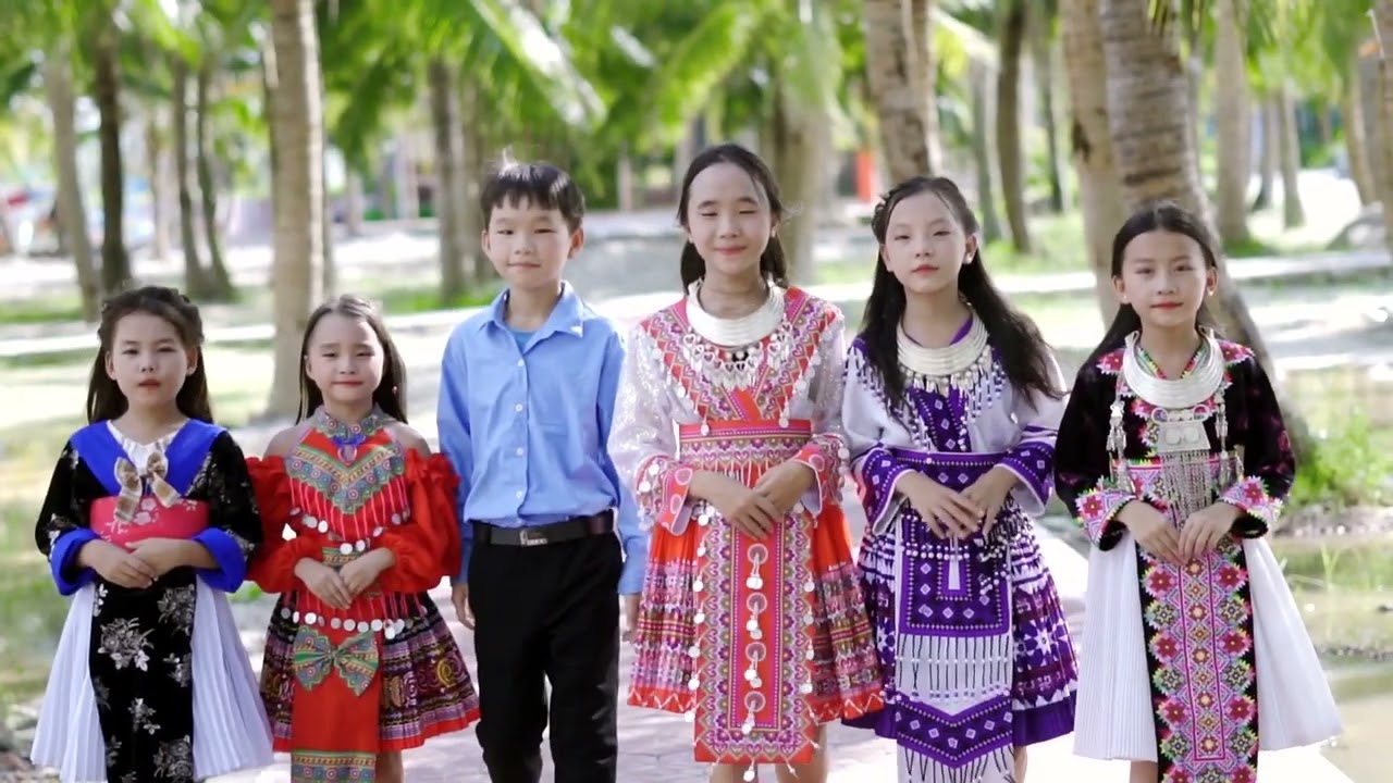 Karaoke Luag ntxub los yuav nrog koj mus|| n,tshuav num 2024