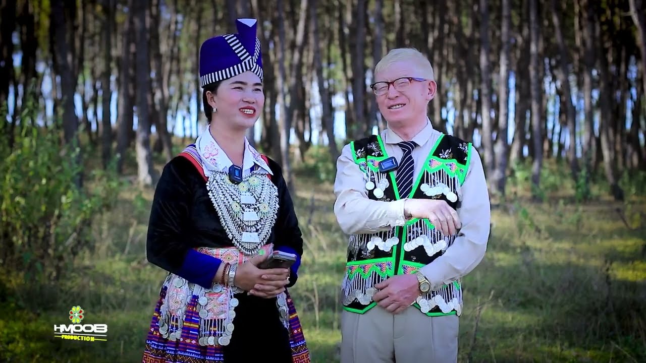 Kwv txhiaj sib plam vim tsis txheeb neej txheeb tsav by Txhiaj kaus Xyooj thiab Nkauj swm Muas