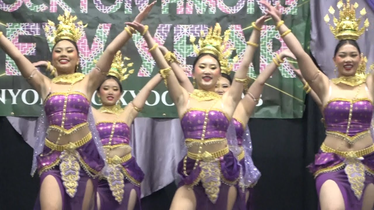 Stock Hmong New Year 2024 25 Dance Competition Ntxhais Deev Siab
