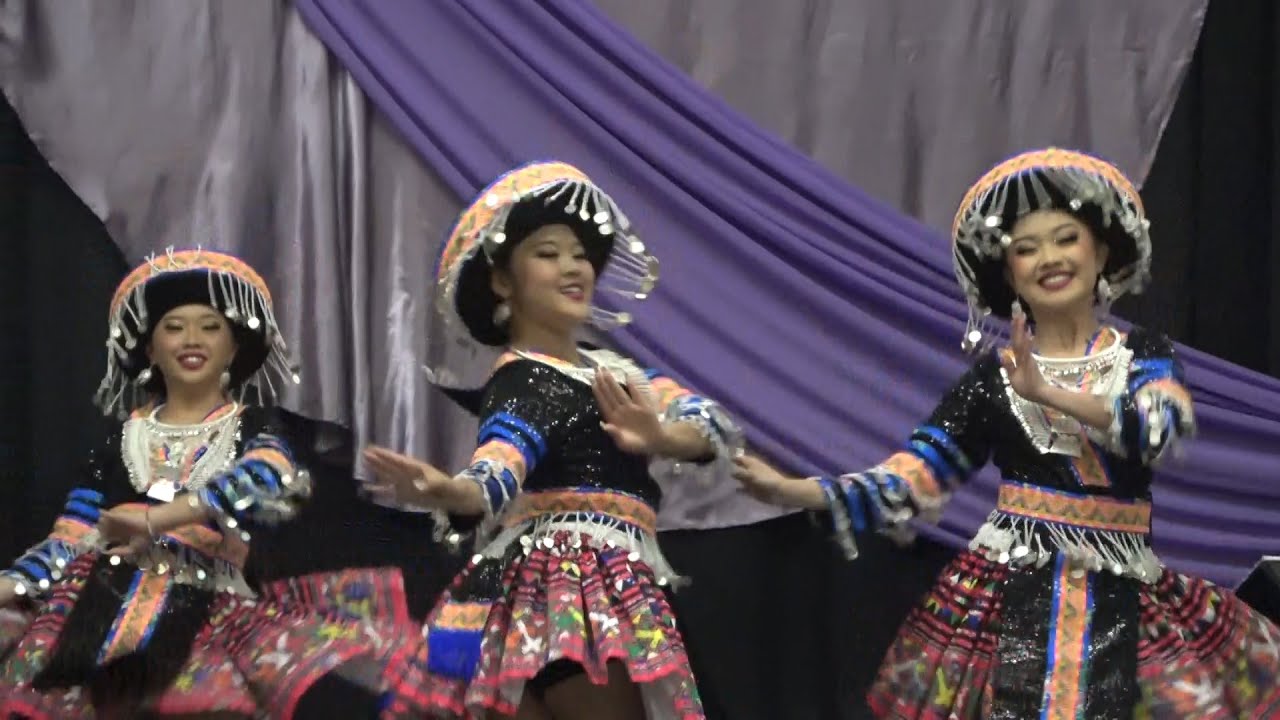 Stockton Hmong New Year 2024 25 Dance Competition senior group final round Ntxhai Cia Siab