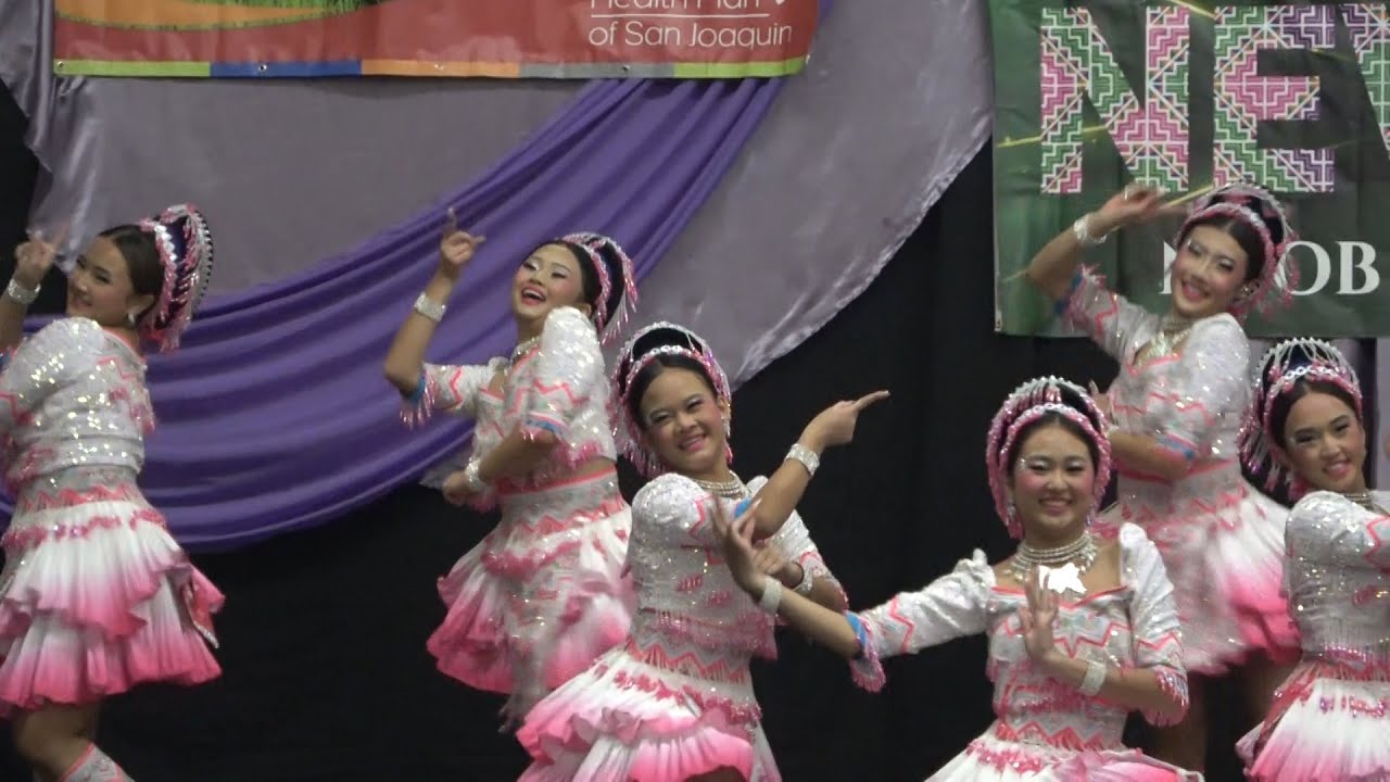 Stockton Hmong New Year2024 25 Dance copetition senior group final round Nkauj Hmoob Tshwj Xeeb