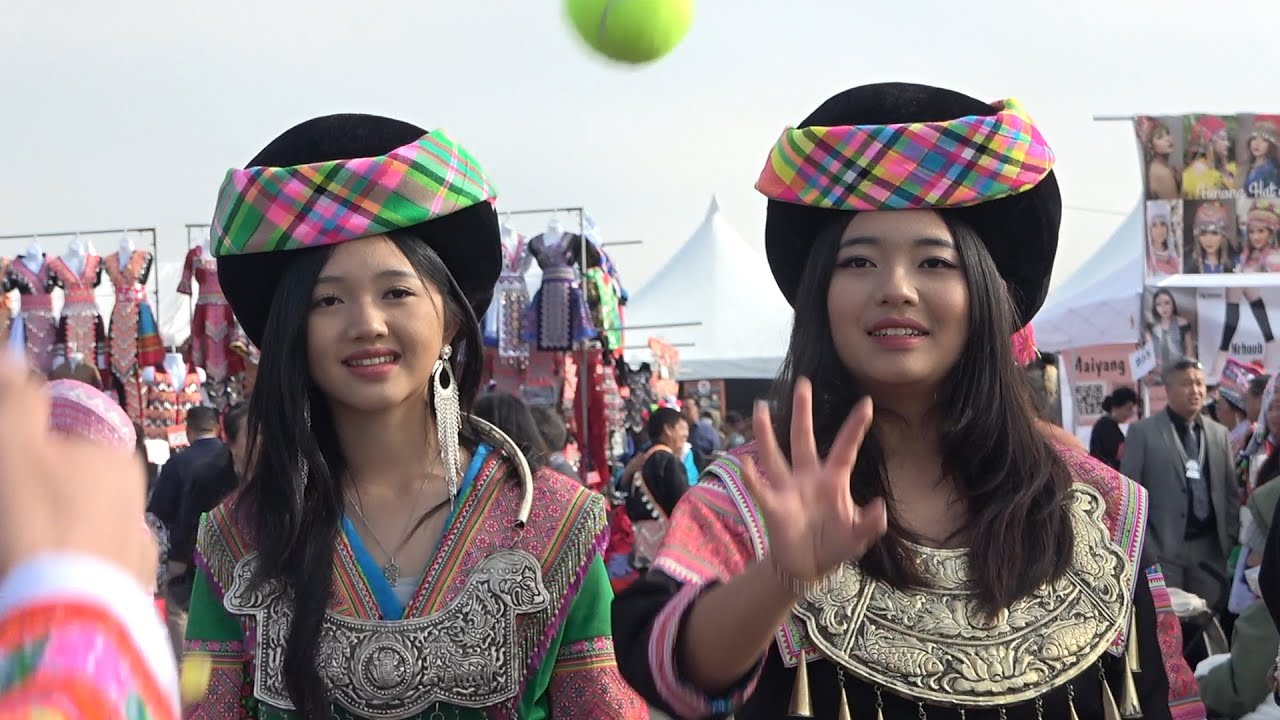 Fresno Hmong New Year 2024 25 Tub ntxhais Pov Pob #2