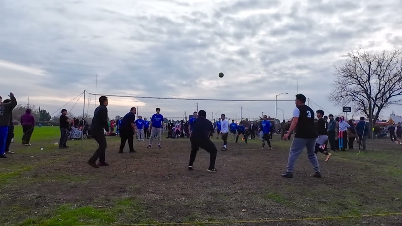 Merced Hmong New Year 12/21/2024 Clutch vs Mav Tais set 2
