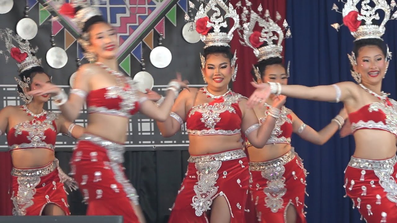 Sacramento Hmong New Year 2024 25 Dadce Luna Bellas