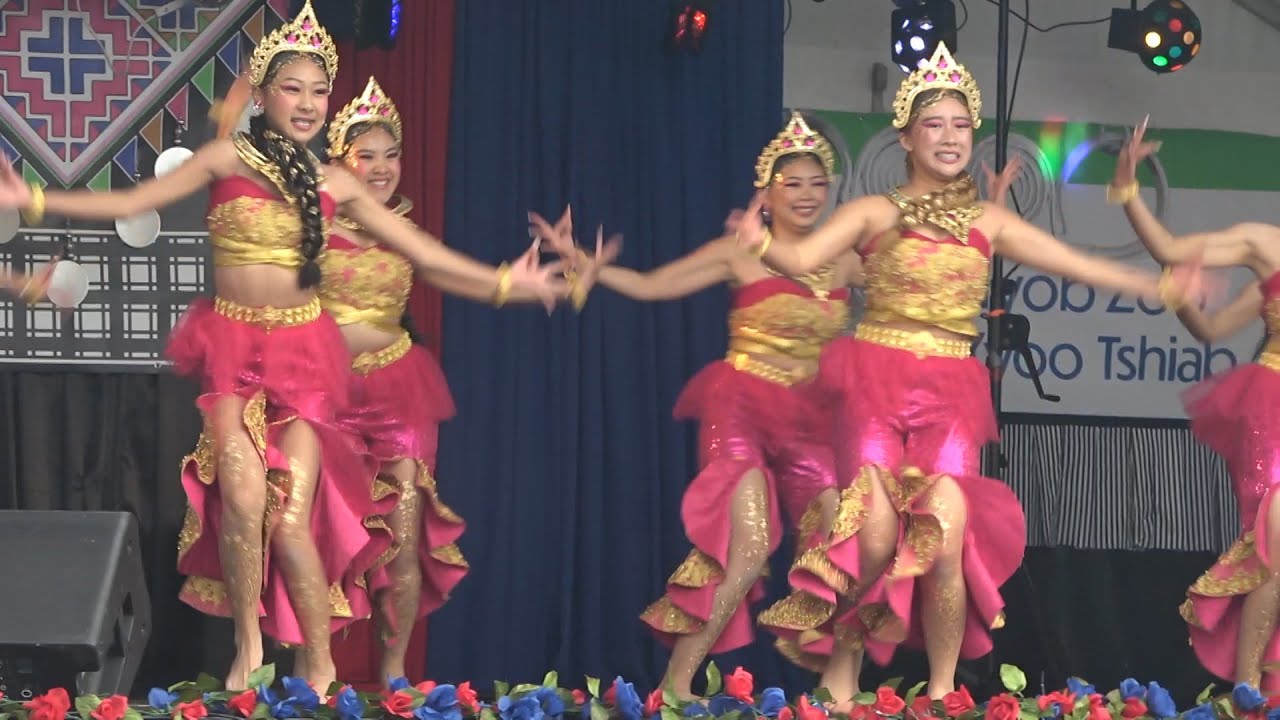 Sacramento Hmong New Year 2024 25  Dance Ntxhais Hnub Qub