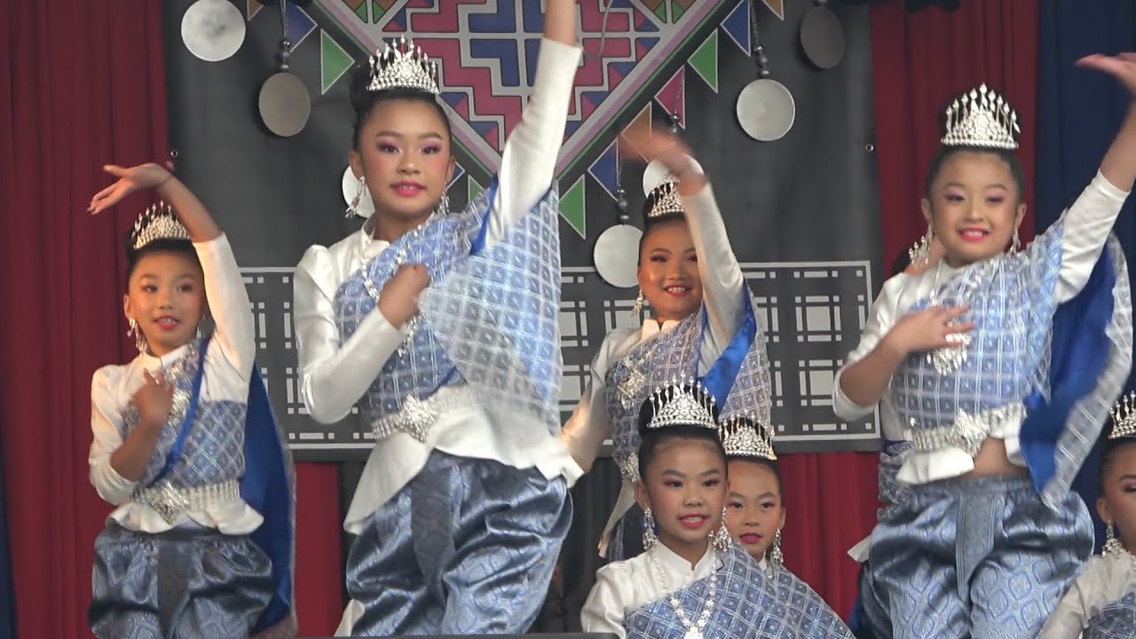 Sacramento Hmong New Year 2024 25 Dance Ntxhais Tshav Ntuj