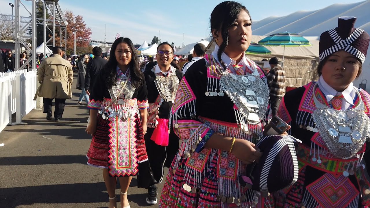 Sacramento Hmong New Year 2024 25 Walk ARound saib Hmoob