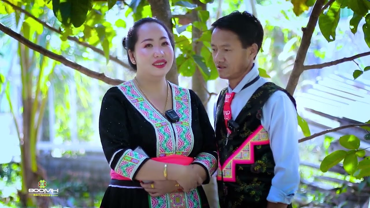 Yias Thoj thiab Paj tag Lis Kwv txhiaj koj yog tus kuv ntshaws