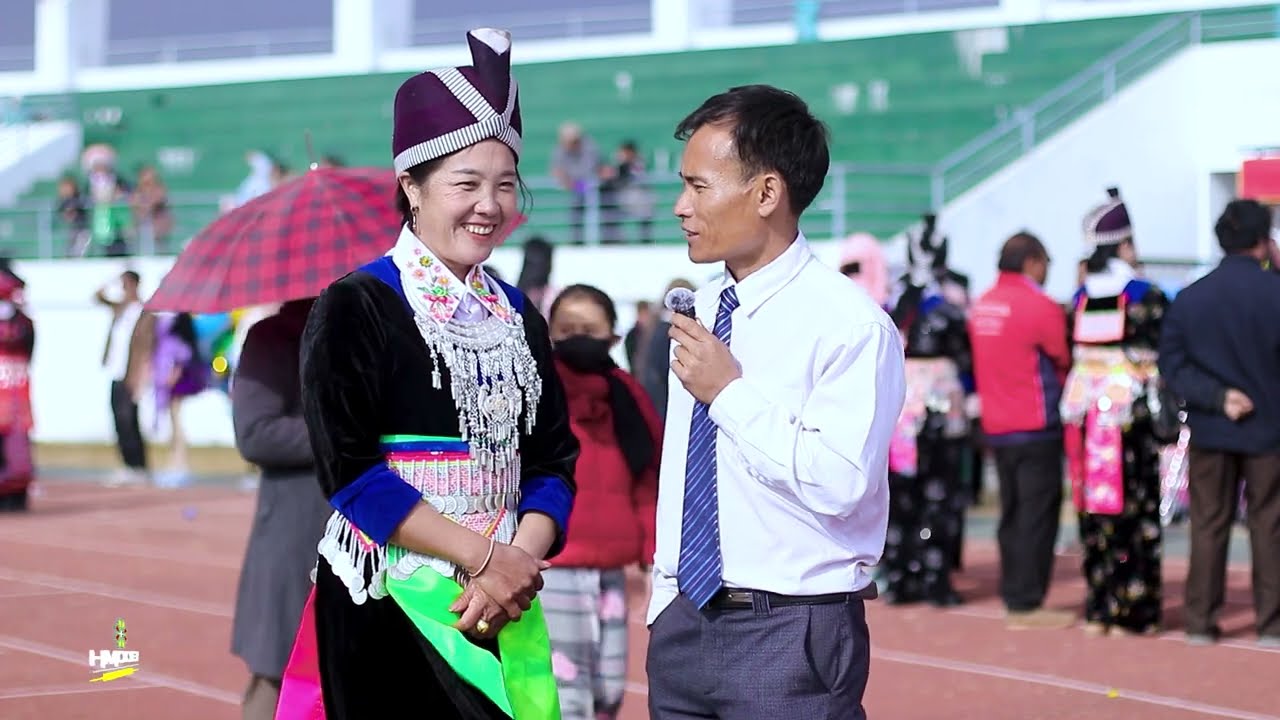 Hawj Xyooj thiab Diav Lauj kwv txhiaj daj dee txij no lawm yuav kom tau koj